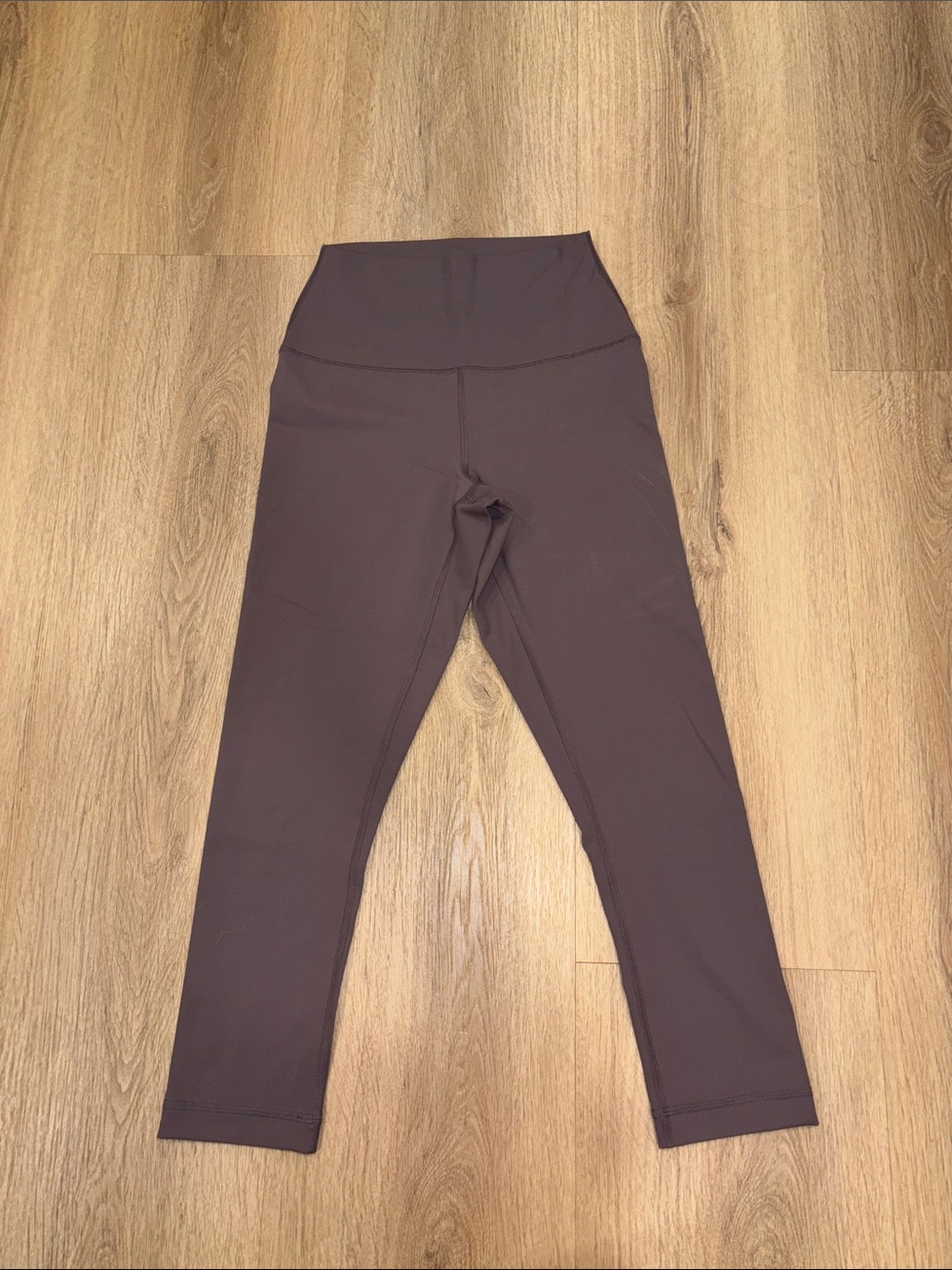 High-Waist Cropped 7/8 Leggings - Mauve/ Dark Purple